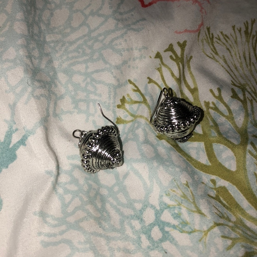 Earring Bundle - Picture 4 of 4